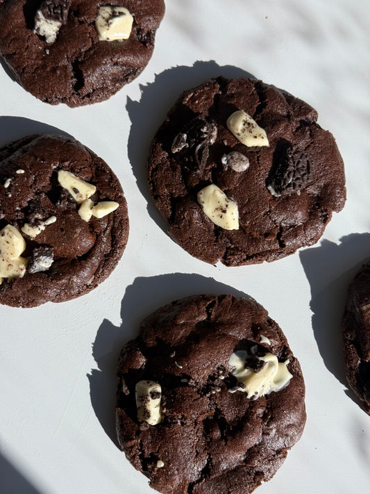 Cookies & Cream Cookie